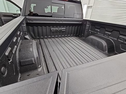 New 2026 GMC Sierra 1500 SLT w/ SLT Premium Plus Package image 35