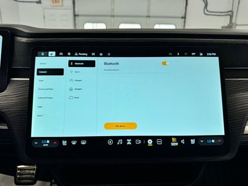 Used 2023 Rivian R1S Adventure AWD/4WD image 32