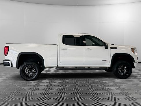 Used 2020 GMC Sierra 1500 AT4 w/ AT4 Preferred Package AWD/4WD image 9