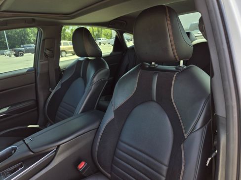 Used 2022 Toyota Avalon XSE FWD image 11