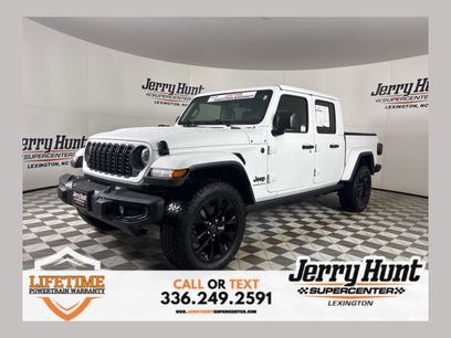 Used 2025 Jeep Gladiator Nighthawk