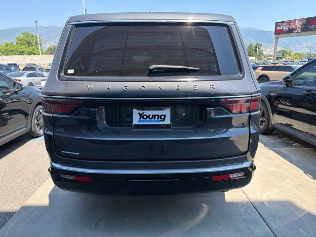 Used 2023 Jeep Wagoneer 4WD w/ HD Trailer Tow Package image 6
