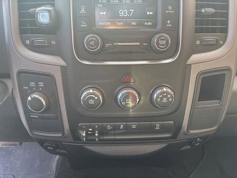 Used 2017 RAM 2500 Tradesman w/ Chrome Appearance Group AWD/4WD image 15