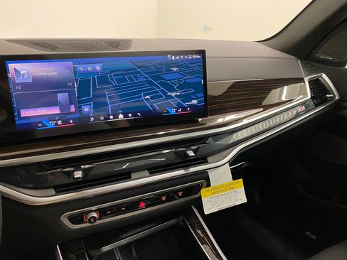 Used 2026 BMW X5 xDrive40i w/ Premium Package image 25