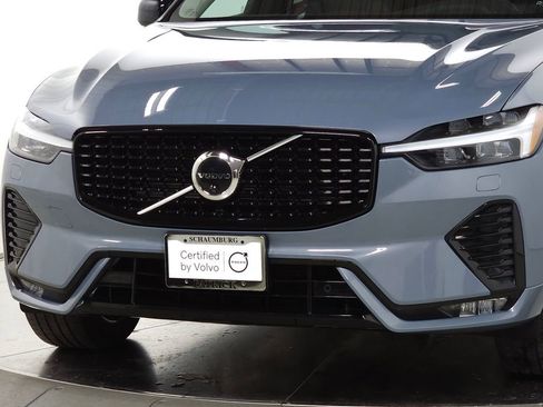 Certified 2023 Volvo XC60 B5 Plus w/ Climate Package AWD/4WD image 3