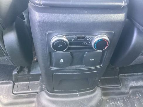 Used 2023 Ford Explorer XLT w/ Equipment Group 202A AWD/4WD image 19