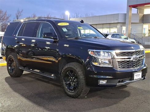 Used 2018 Chevrolet Tahoe LT image 2