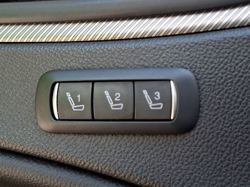 Used 2023 Alfa Romeo Stelvio Veloce AWD/4WD image 27