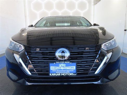 Used 2025 Nissan Sentra SV w/ All-Weather Package FWD image 3
