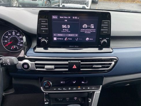 Certified 2023 Kia Seltos S image 12