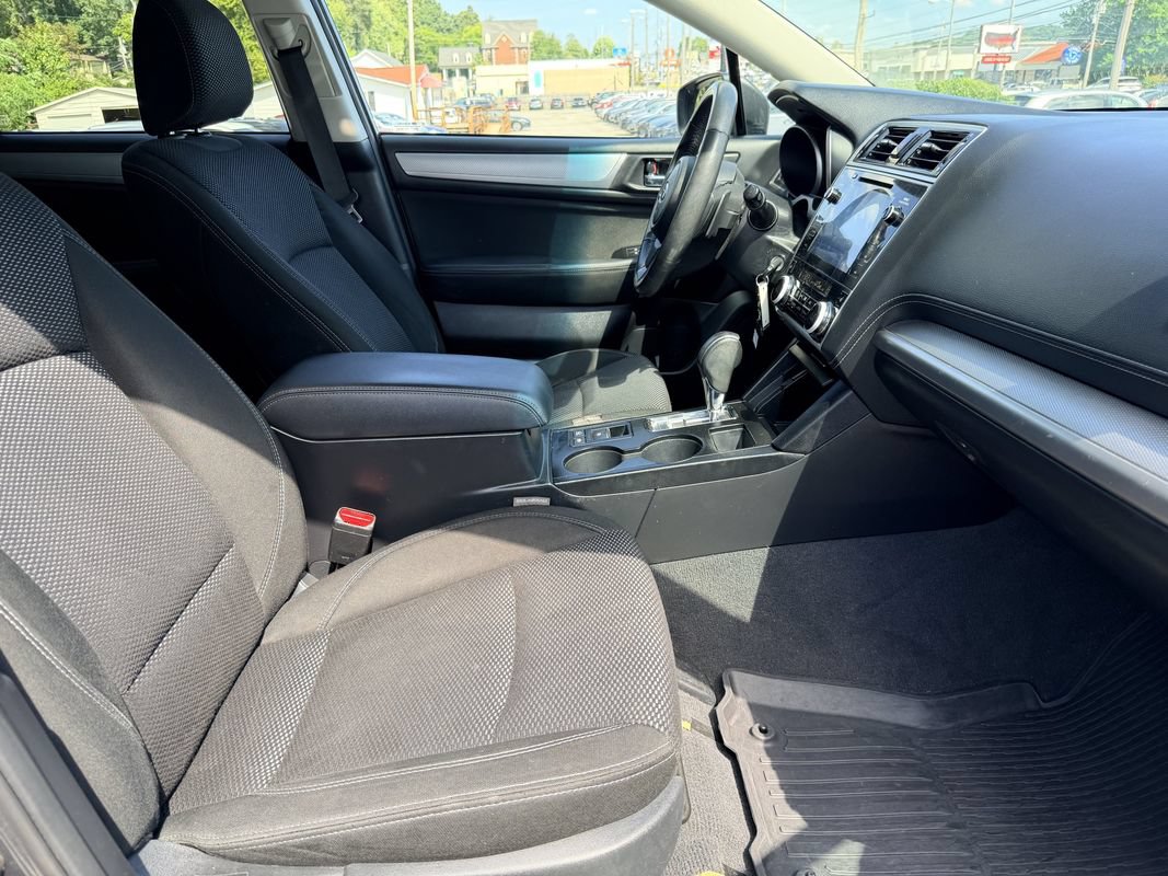 Used 2018 Subaru Outback 2.5i Premium AWD/4WD image 16