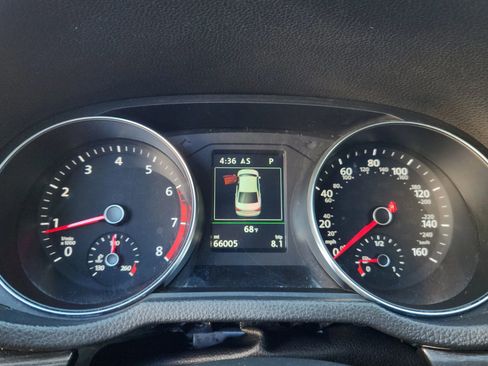 Used 2018 Volkswagen Passat 2.0T SE FWD image 14