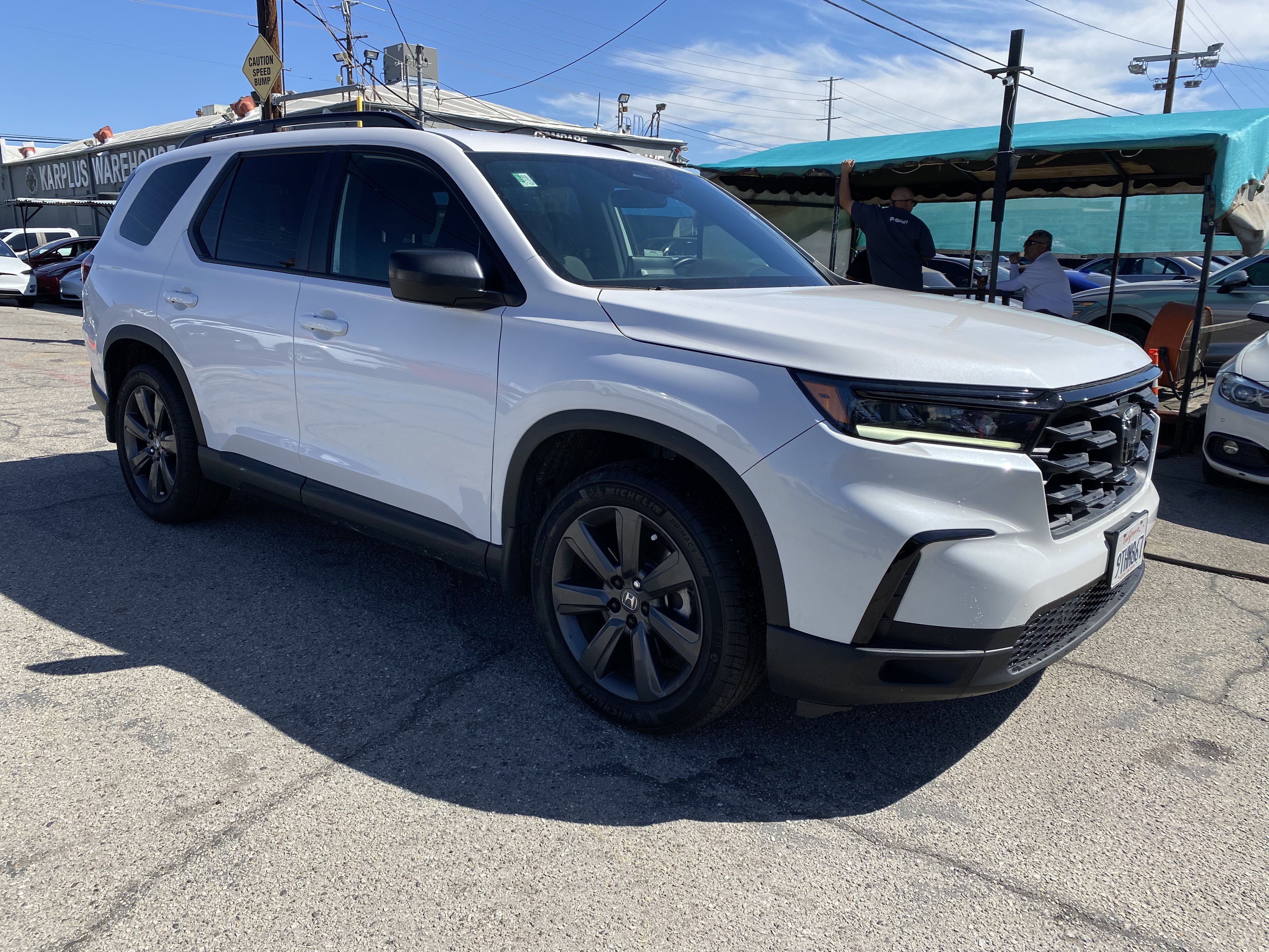 Used 2025 Honda Pilot Sport image 7