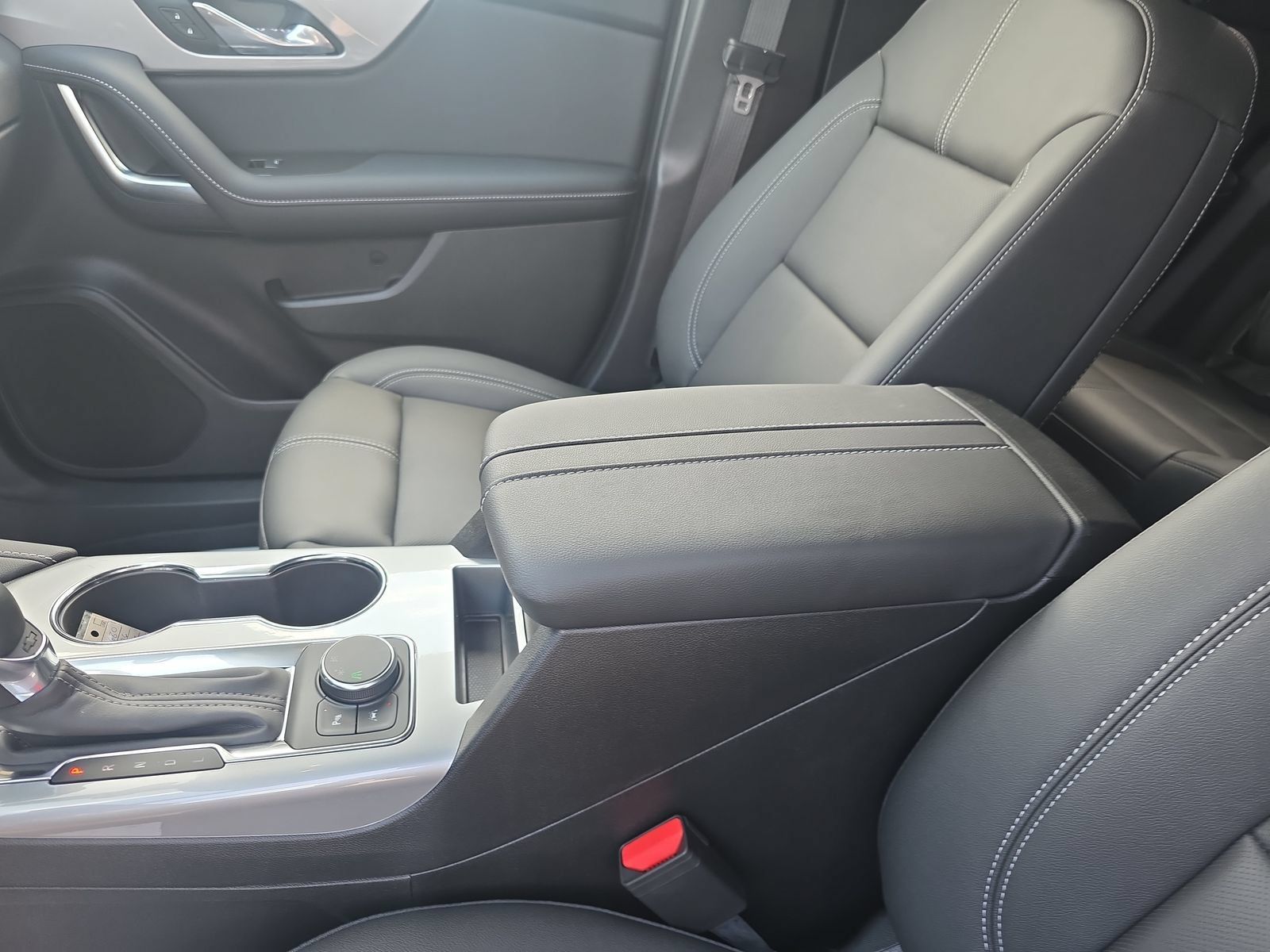 New 2026 Chevrolet Blazer LT FWD image 23