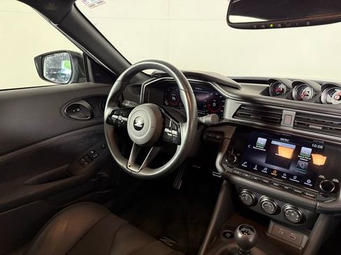 Used 2023 Nissan Z Performance w/ Floor Mat Package (L93) image 18