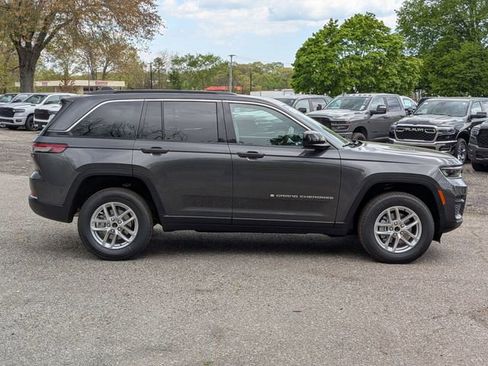 New 2026 Jeep Grand Cherokee Laredo X AWD/4WD image 2