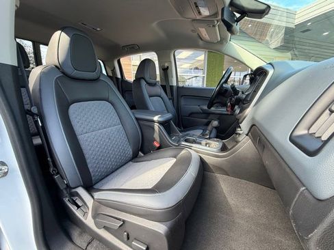 Used 2020 Chevrolet Colorado Z71 image 26