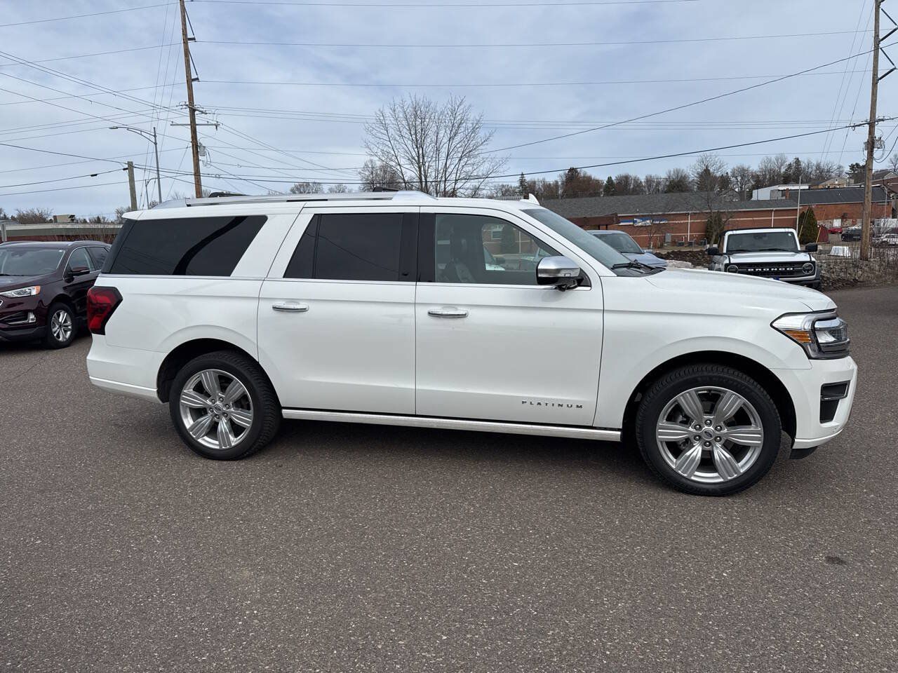 Used 2023 Ford Expedition Max Platinum AWD/4WD image 5