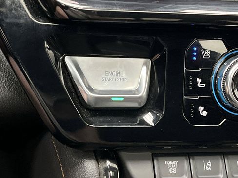 Certified 2025 GMC Sierra 2500 AT4 AWD/4WD image 24