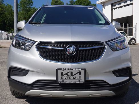 Used 2022 Buick Encore Preferred w/ Safety Package AWD/4WD image 8