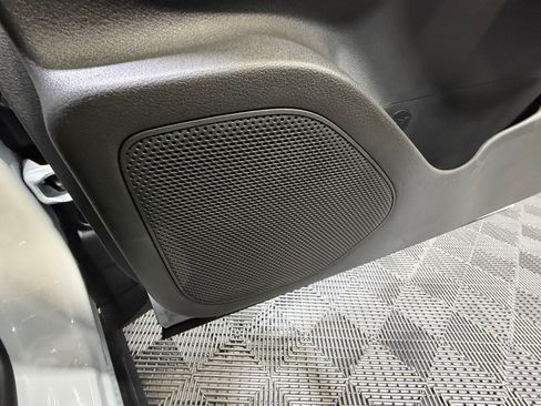 New 2026 Nissan Rogue SV FWD image 27