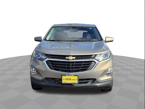 Used 2018 Chevrolet Equinox LT image 2