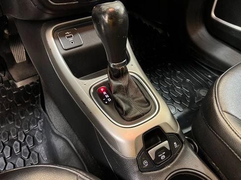 Used 2019 Jeep Compass Latitude w/ Popular Equipment Group image 24