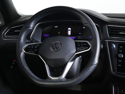 Used 2023 Volkswagen Tiguan SE R-Line FWD image 10