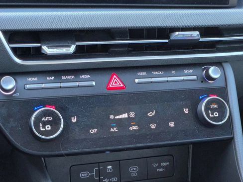 Certified 2025 Hyundai Sonata SEL FWD image 19