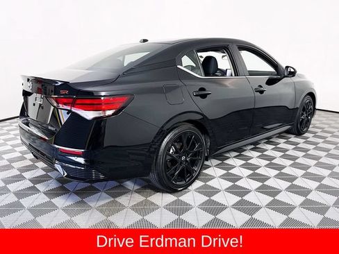 Used 2025 Nissan Sentra SR w/ Midnight Edition FWD image 22