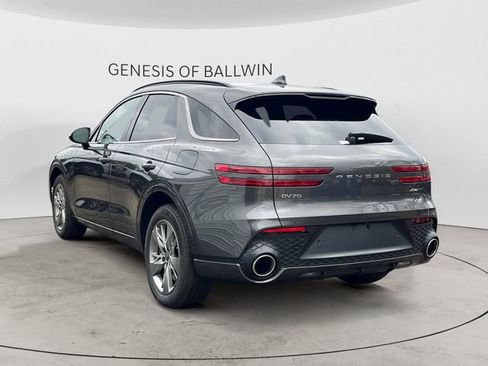 Used 2025 Genesis GV70 3.5T Sport AWD/4WD image 5