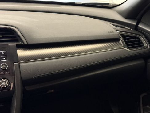 Used 2018 Honda Civic Sport image 14