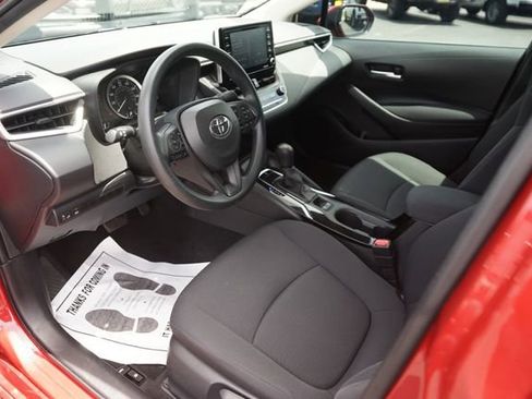 Used 2021 Toyota Corolla LE FWD image 8