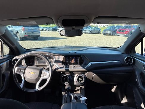 Used 2019 Chevrolet Blazer LT AWD/4WD image 18