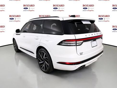 Certified 2025 Lincoln Aviator Black Label w/ Jet Appearance Package AWD/4WD image 6
