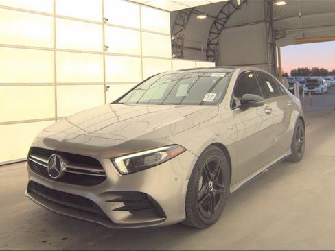 Used 2020 Mercedes-Benz A 35 AMG 4MATIC image 2
