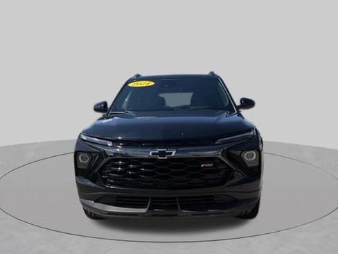 Used 2024 Chevrolet TrailBlazer RS AWD/4WD image 2