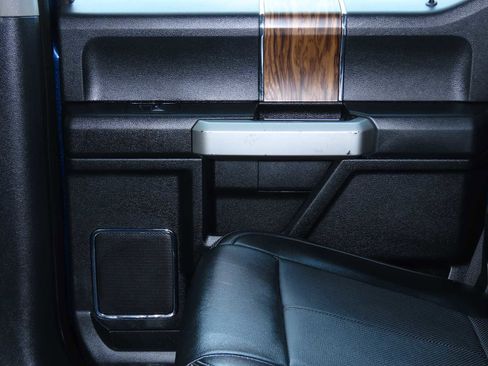 Certified 2019 Ford F150 Lariat w/ FX4 Off-Road Package image 20