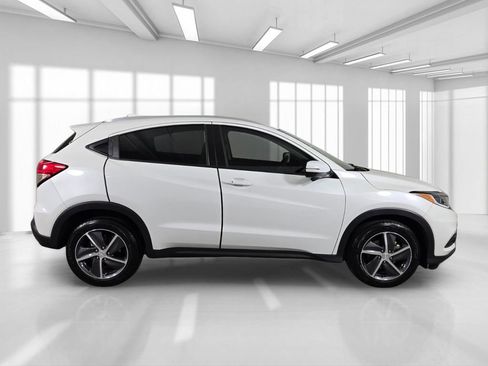 Used 2021 Honda HR-V EX image 9