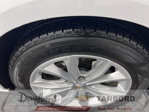 Used 2024 Chevrolet Malibu LT FWD image 18