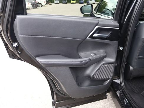 Used 2025 Mitsubishi Outlander SE AWD/4WD image 18