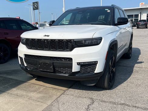 Used 2024 Jeep Grand Cherokee L Limited w/ Luxury Tech Group II AWD/4WD image 3