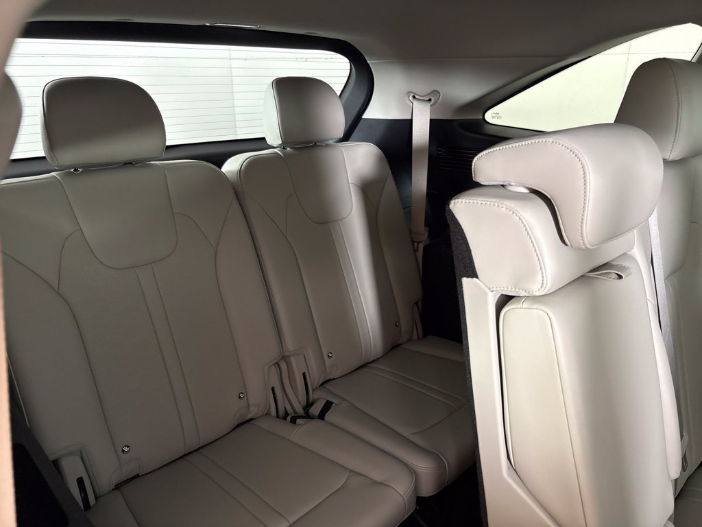 New 2026 Kia Sorento S w/ S Panoramic Sunroof Package FWD image 20