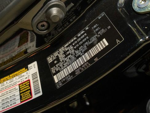 Certified 2023 Toyota Highlander XLE image 22