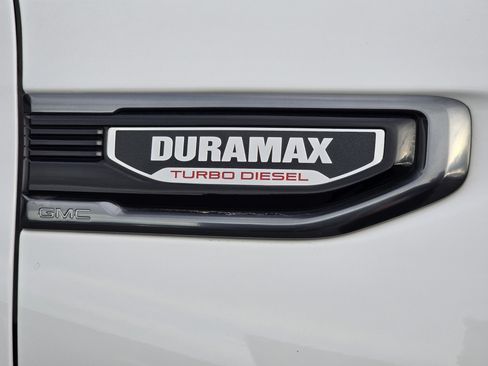 Used 2022 GMC Sierra 1500 AT4 AWD/4WD image 25