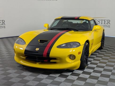 Used 2002 Dodge Viper RT/10 RWD image 5