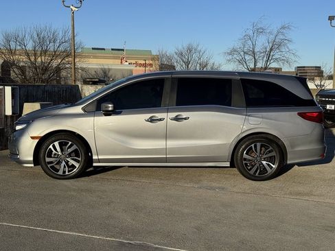 Used 2022 Honda Odyssey Touring image 10