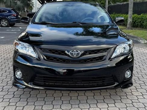 Used 2012 Toyota Corolla S image 3