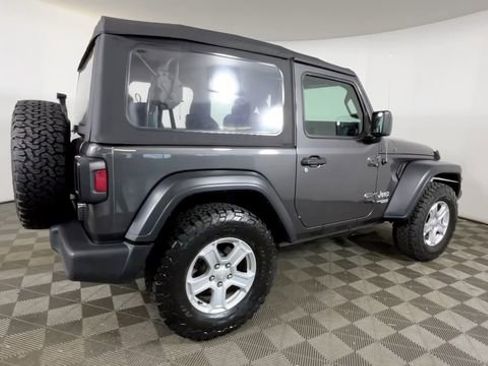 Used 2019 Jeep Wrangler Sport AWD/4WD image 4