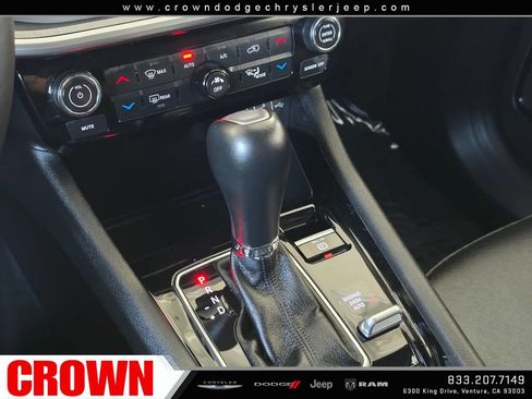 Used 2025 Jeep Compass Limited AWD/4WD image 25